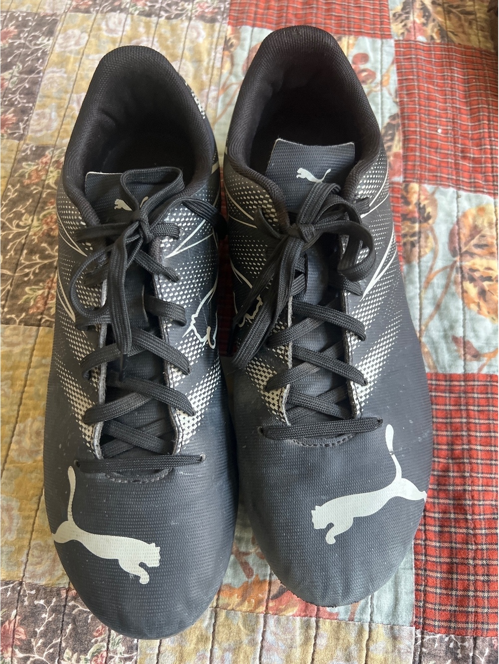 Puma Men's Soccer Cleats Black Size 8.5 US